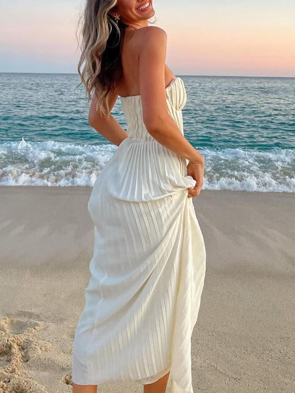 Louise | Elegante geplooide straploze jurk