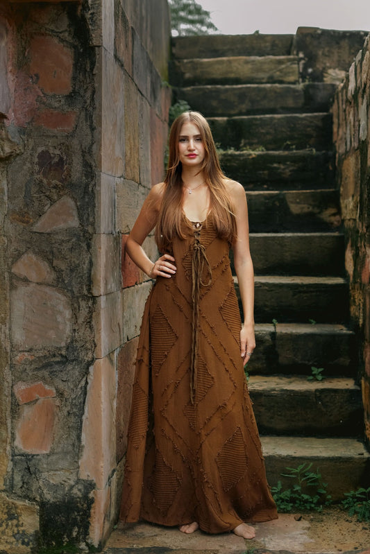 Temple Dancer Warm bruin