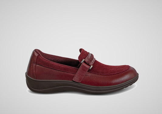 Chelsea – Hartstochtelijke diepte in donker kersenrood