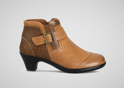 Emma – Tijdloze elegantie in warm kastanjebruin