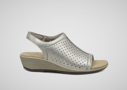 Hazel – Schitterende elegantie in metallic platina