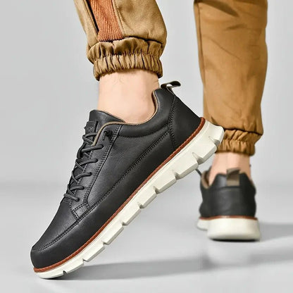 VERONI™ | SNEAKERS MET ZACHTE DEMPING EN ANTISLIPZOOL